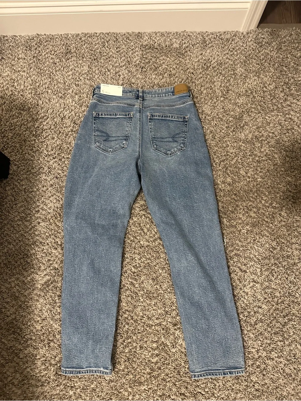 American Eagle Outfitters Light Blue Distressed Mom Jean